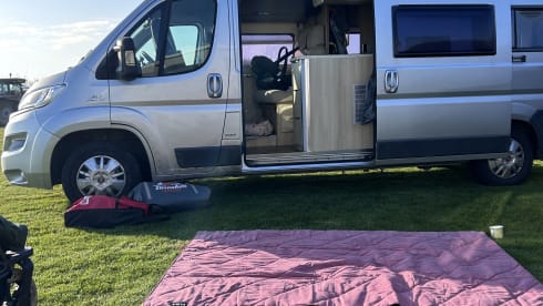 Fiat Campervan mit 2 Schlafplätzen, Baujahr 2016
