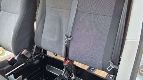 Automatic VW Transporter T6 with Pop Top King Size Bed and Storage