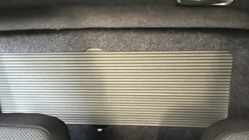 Grey Wolf – 4 berth VW T6 Converted 2016 Camper 