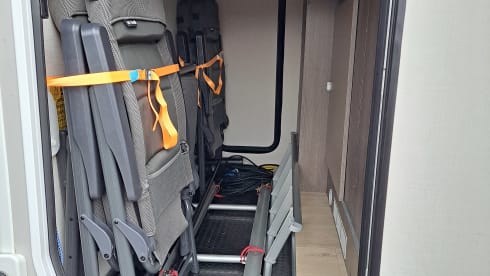 4p Challenger semi-integrated uit 2020