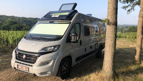 NIO – Nieuwe VAN/Camper, genieten met twee in de natuur!