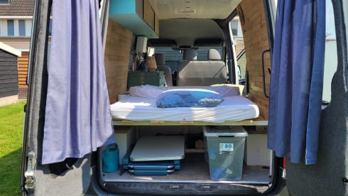 Surfisbus – Sustainable Crafter for 2 + 1 (a baby or child)