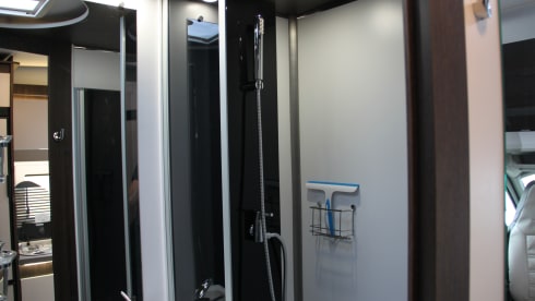 Benimar Cocoon – 5p Benimar alcove from 2023