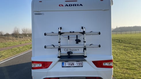 Adria Compact DL AUTOMATIC