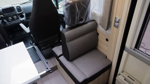 Adria Compact DL AUTOMATIC