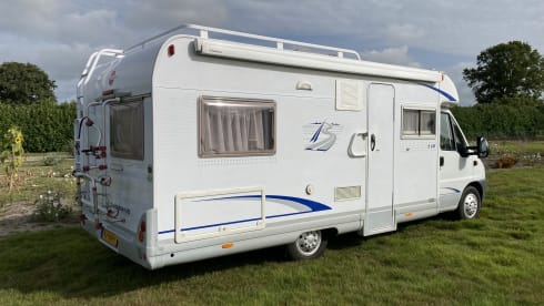 4p Bürstner semi-integrated uit 2005