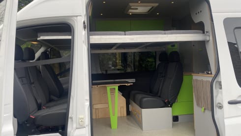 LWB – 4-5 berth Mercedes-Benz Sprinter 2013