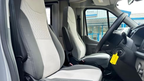 Wee Arria – Brand New 4 Berth Automatic Insurance Inclded