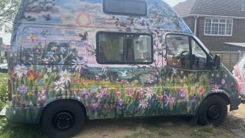 Bertie – 4 berth Ford campervan from 2000