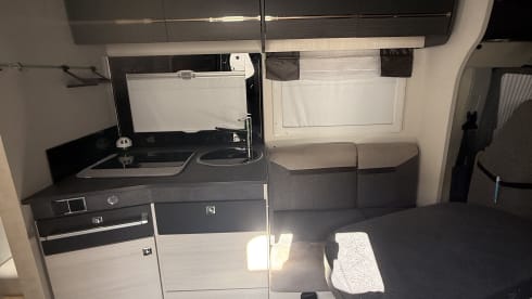 snurkmobiel – 4p Chausson semi-integrated uit 2021