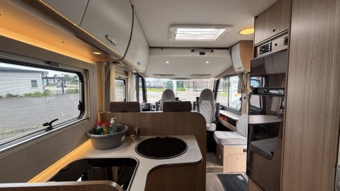 i338 AUTOMAAT – i338 camper AUTOMATIC