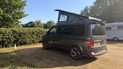 Derek – 4 berth Volkswagen campervan from 2022