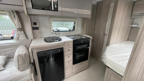 Maurice – Brand New Motor Home Perfect for the Ideal Staycation.