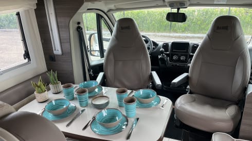 Super nice and luxurious Mc Louis Carat camper