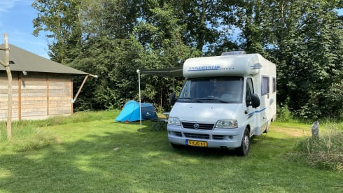 4p Adria Mobil semi-intégrée à partir de 2006