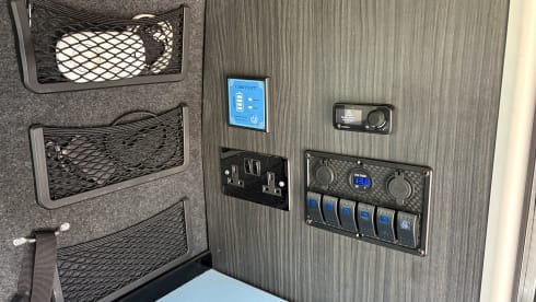 Camo – Off Grid 4 berth Campervan