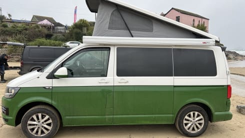 Green Machine – 4 berth VW campervan