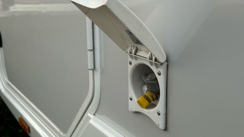 RT 267 – 4p Roller Team semi-integrated uit 2022