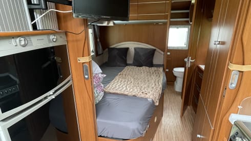 4 berth McLouis semi-integrated from 2010