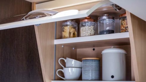 007 – Neuer Luxus-Teilintegrierter 2022 - McLouis Souvereign 473