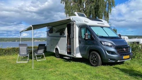 Weinsberg Loft  – Ultimate Freedom! Very luxurious and fully equipped camper with length beds