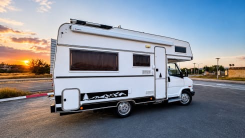 6 berth Fiat alcove from 1992