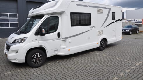 Zonnige zuiden – 6p McLouis semi-integrated uit 2020