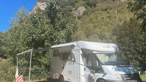 2p Sunlight semi-integrated uit 2009