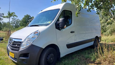 Vansy – Self-build camper van