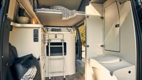 Vantura – Full option Ford Nugget plus Trail campervan 