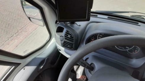 Camper 5 – Camper 5 - Fiat Ducato - The ideal family Camper with 2 Bunk beds.