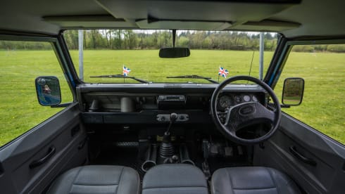 Blue Belle – Land Rover Camper for Family Camping