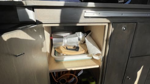 Blastoise – Volkswagen T5 camper van