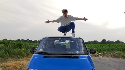 Daniiblanche  – Old van makes good broth!