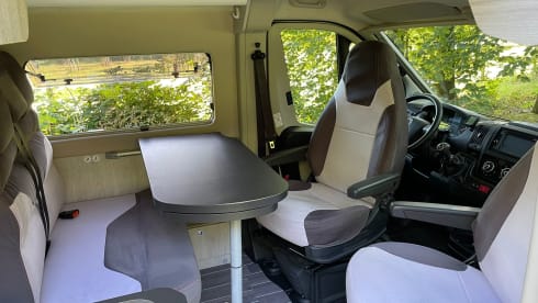 CamperVamos XL – On a nature adventure with the camper.