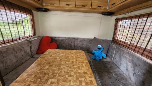 Star Cloud – 4pers Off-grid, sound system, Queen size bed