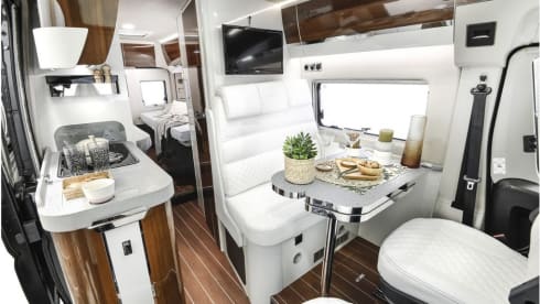 Unique Mobilvetta Admiral 6.3 from 2023