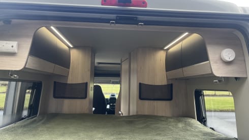 Exped – 4 berth 2023 Autotrail Expedition 67 with Pop Top