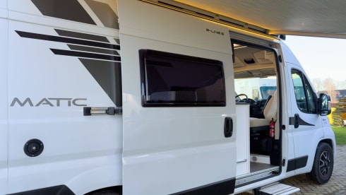 Witte Vlegel – Mclouis Menfys Matic 