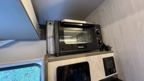 4p Ford semi-integrated from 2024