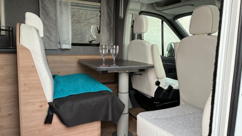 Mango Dream - Just GO! – 4p Dethleffs semi-integrated from 2026