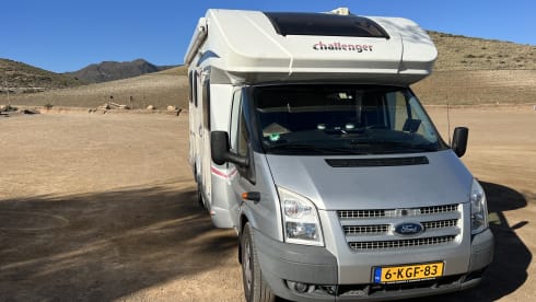 Semi-Integrated Camper for 4 people.