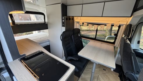 Fiat Ducato 2 or 4 pers. Buscamper - Off grid - Bench air conditioning - Underfloor heating