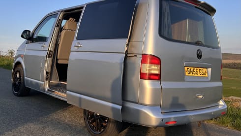 Luxury VW T5 Campervan For hire, 2 Berth