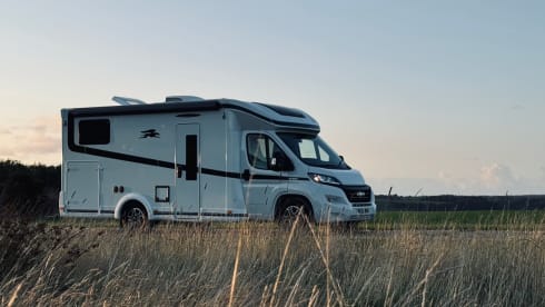 Warren – 4 berth Laika L319 - luxury motorhome - Pet Friendly