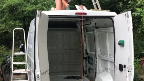 Billy – On an adventure with our converted camper bus (Fiat Ducato 2013 3p))