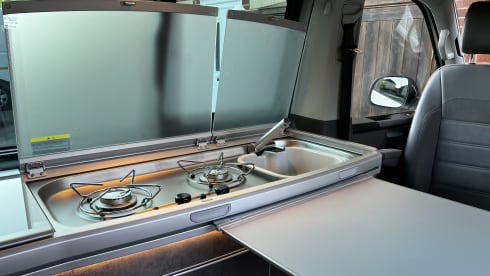 Billy 'Ocean' California Camper – 4 berth Volkswagen campervan from 2023