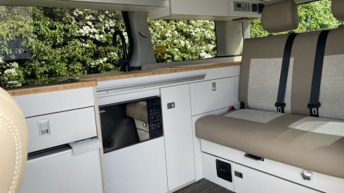 Alfonso – 2 berth Toyota campervan from 2006