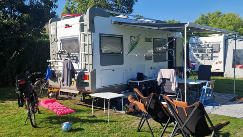 Knausie – 2p Volkswagen bus from 2012