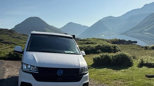 Cuddy – 4 berth Volkswagen campervan from 2020